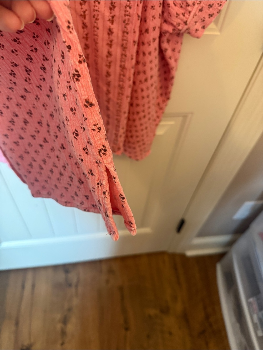 easel Pink Button-Front Printed Short Sleeve Shirt - Picture 6 of 8